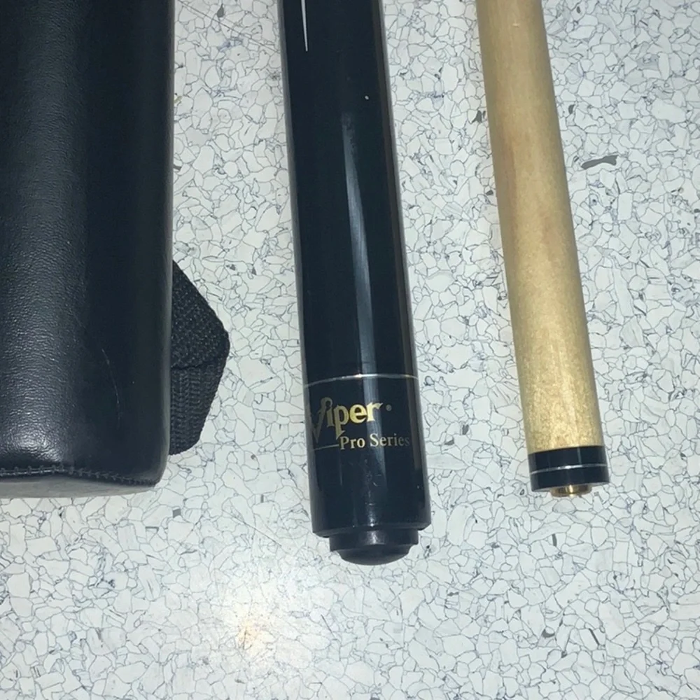 Viper Pro Series 58" 19oz Pool Cue Stick w/Viper Q-Vault Case & Strap - Picture 2 of 4